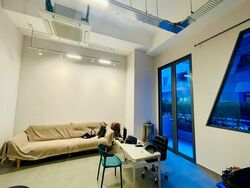 Ct Hub (D12), Office #563775191
